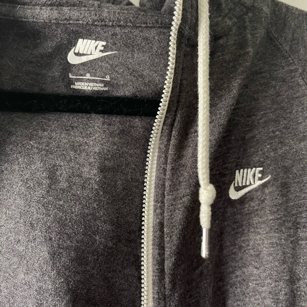 Nike zip up hoodie